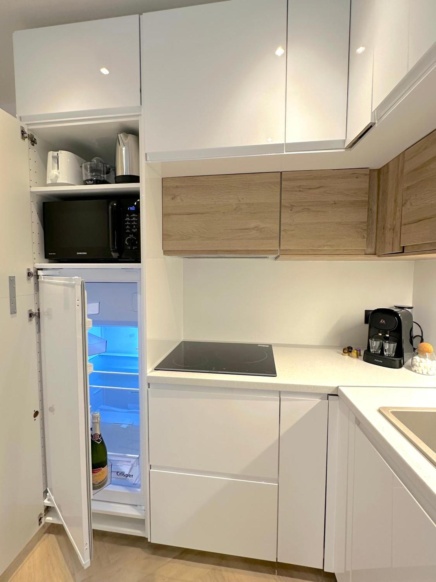 Monaco # Menton - 6 Persons - 2 Bedrooms - Full Renovated - Private Parking - Hypercenter - Clim - Beach And Sun Luaran gambar