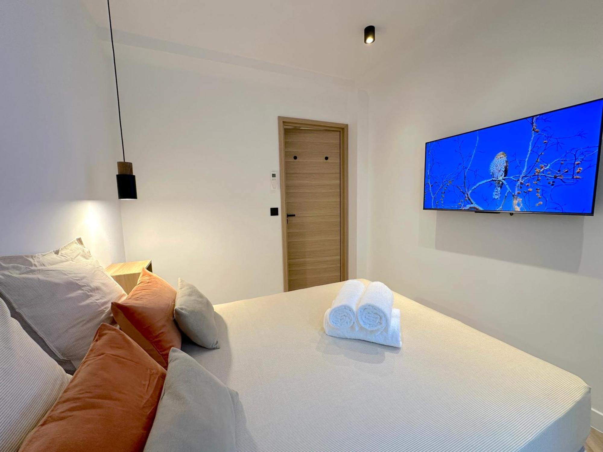 Monaco # Menton - 6 Persons - 2 Bedrooms - Full Renovated - Private Parking - Hypercenter - Clim - Beach And Sun Luaran gambar